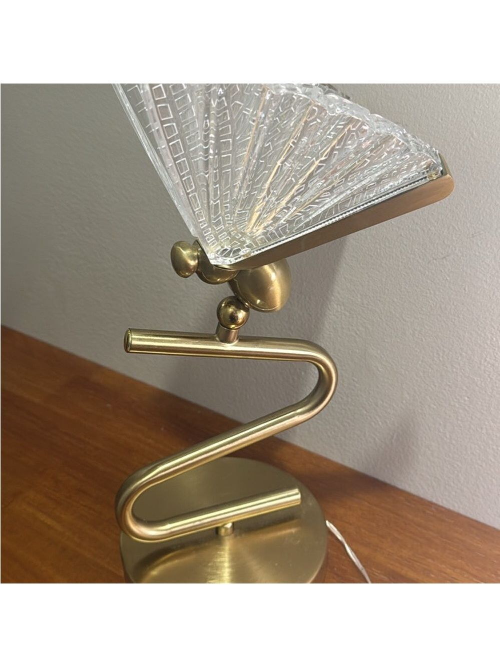 Elegant Gold Table Lamp